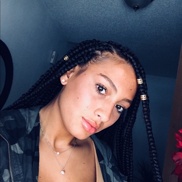 Meet your Posher, Jadyn - Picture 4 of 4